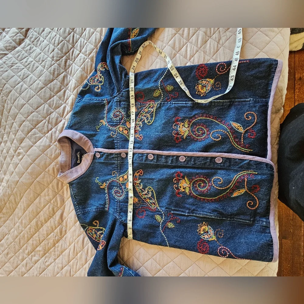 Denim & Co Embroidered Boho Floral Dark Blue Jacket with Button Closure Sz XL - Picture 3 of 9